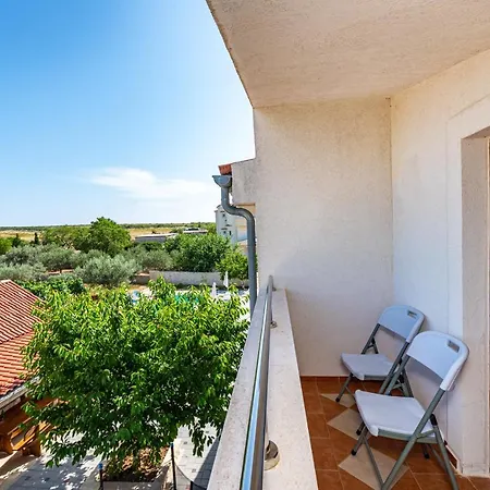 Vikendica Tonka With Pool *